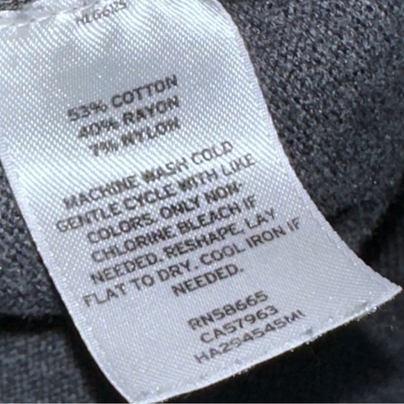 HALOGEN Valentines LOVE Sweater Gray Red Graphic Cotton Blend - Picture 10 of 10